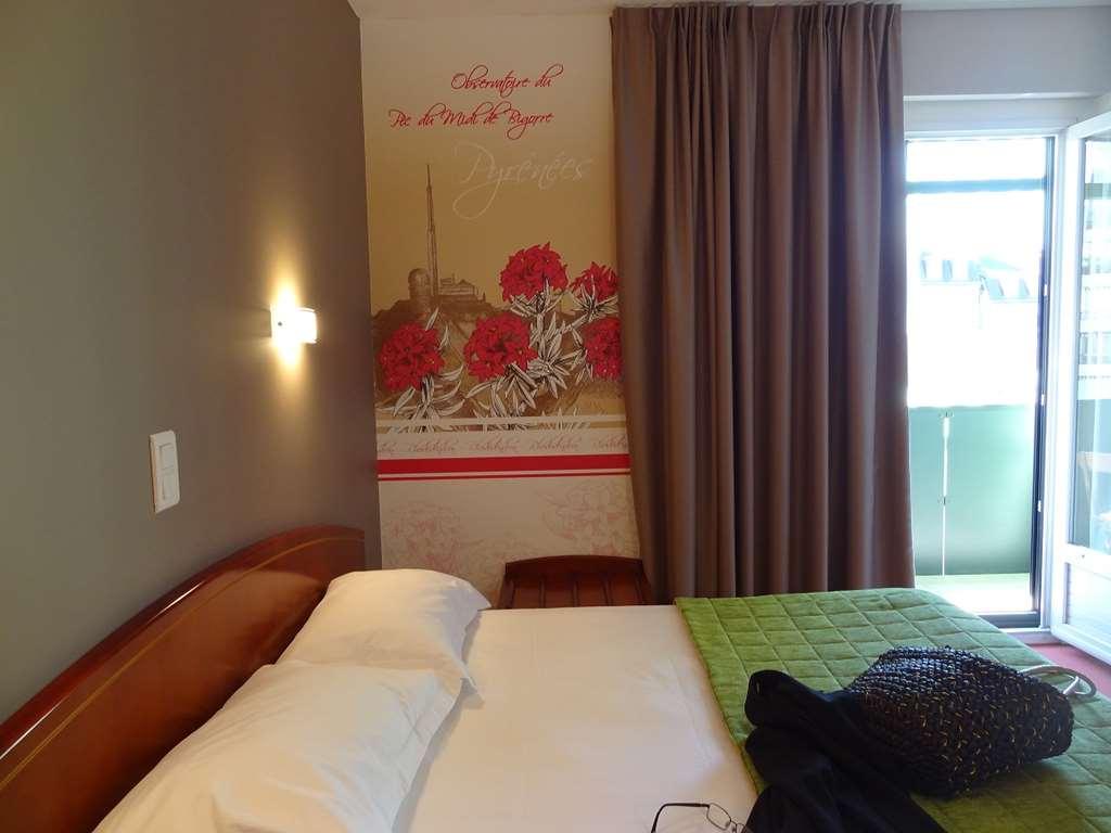 Cit'Hotel De La Marne Tarbes Phòng bức ảnh