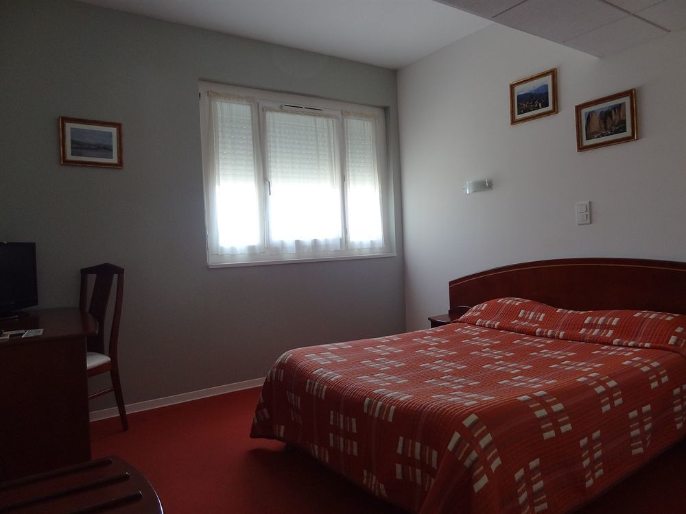 Cit'Hotel De La Marne Tarbes Ngoại thất bức ảnh