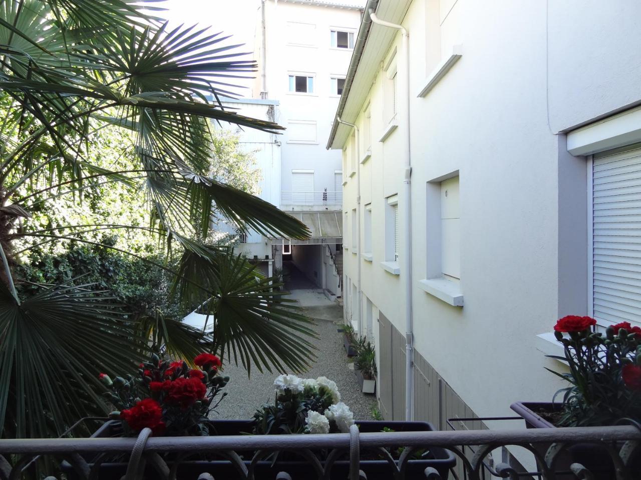 Cit'Hotel De La Marne Tarbes Ngoại thất bức ảnh